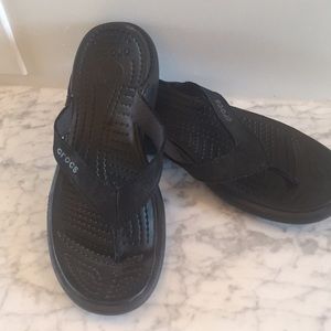 Crocs Flip Flop-Black, size 9